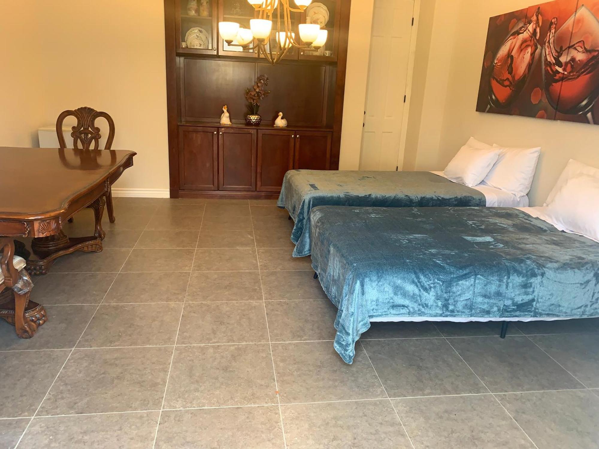 Luxhome Suites N Villa Riverside Exterior photo