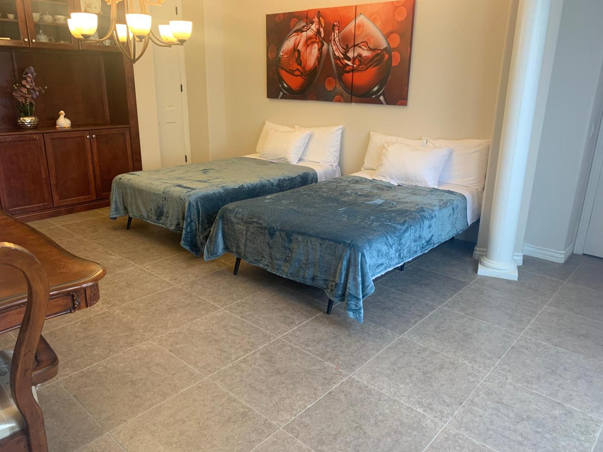 Luxhome Suites N Villa Riverside Exterior photo